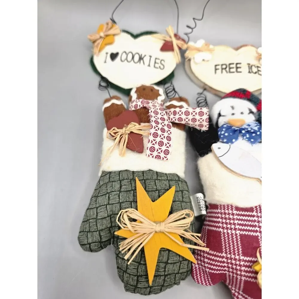 Vintage Country Primitive Christmas Mitten Wall Hanging Ornaments Lot of 4